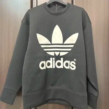 하이크 아디다스 상의 블랙