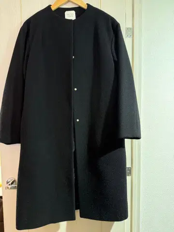 UNITED TOKYO 블랙 노카라 코트 사이즈 1