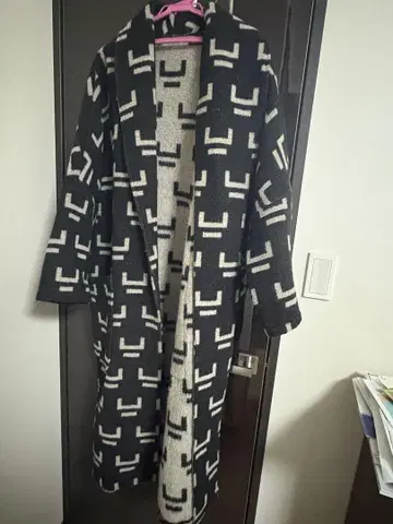 캐나다제 기하학 패턴 롱 코트