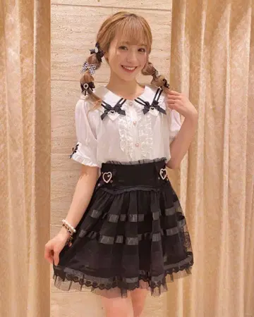 LIZLISA 하트 벨트 레이스 치마바지 블랙