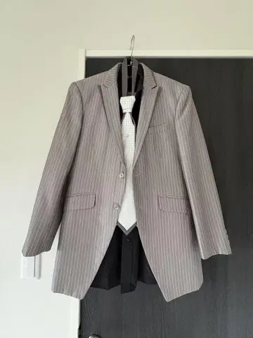 턱시도 결혼식 파티용 그레이 스트라이프