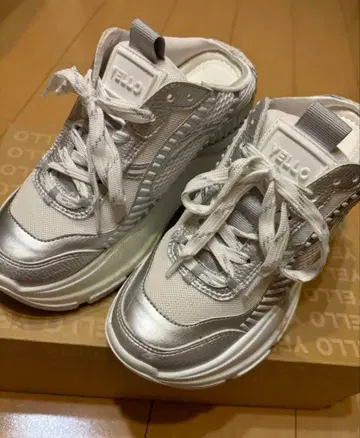 [ yello ] 스니커즈 슬립온 샌들 통굽