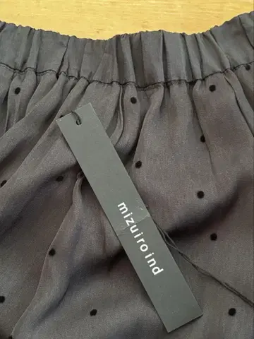 새상품급 mizuiro ind 미즈이로 인드 도트 무늬 롱 스커트