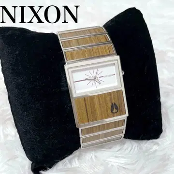 NIXON 닉슨 우드 MAX AND RELAX THE CHALET