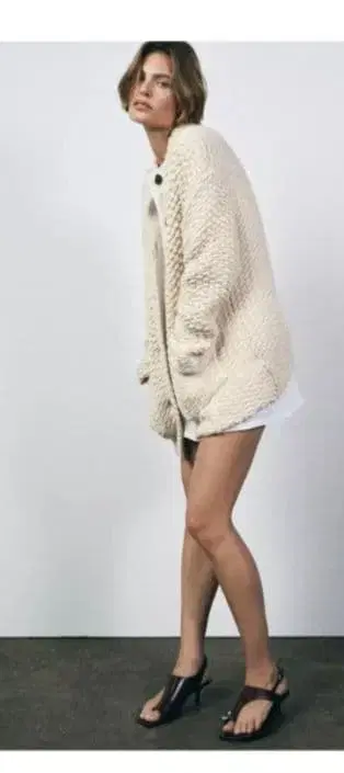 완판템 ZARA 하이넥 니트 코트