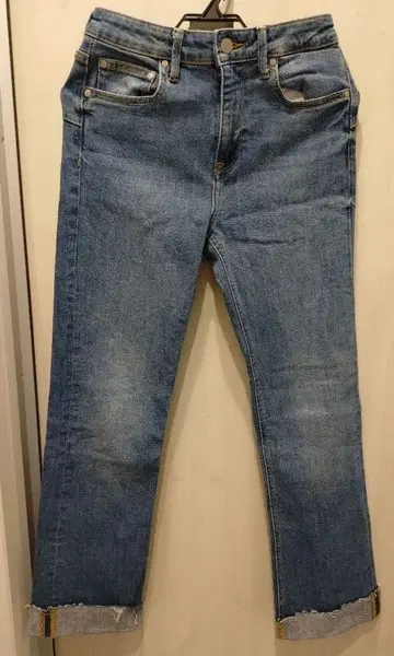 [ ZARA ] 라이트 블루 스트레이트 플레어 청바지 EUR 36