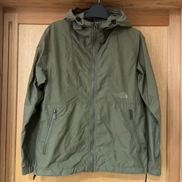 THE NORTH FACE 올리브 그린 마운틴 파카 M