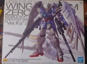 WING GUNDAM ZERO EW 'Ver.Ka' 1/100 MG