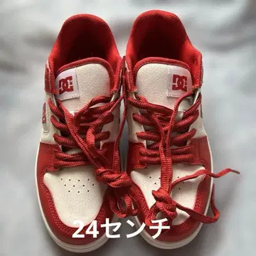 DC 빨흰 스니커즈