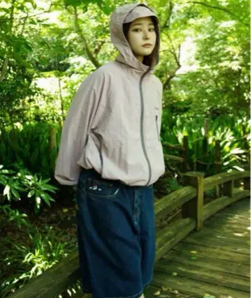 BROKENBASE 나일론 자켓