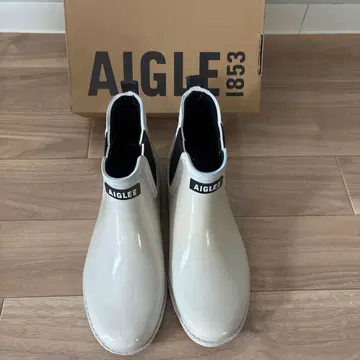 AIGLE 화이트 레인부츠 사이즈 39