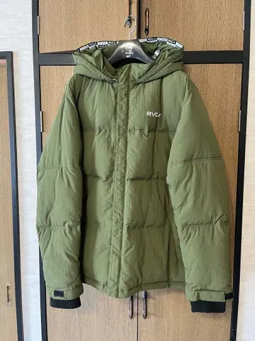RVCA 충전솜 자켓 후드 부착