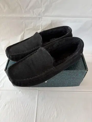 EMU Australia 블랙 모카신