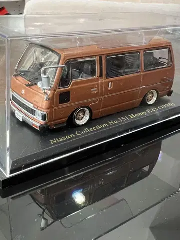 아셰트 1/43 닛산 호미 E23 1980년 커스텀 모델