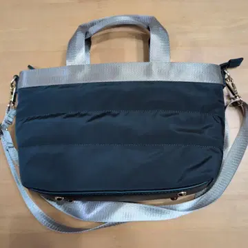 UNTITLED 2way 패딩 토트백