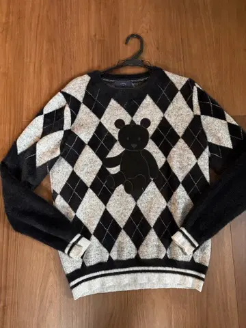 캘러웨이 2023년 모델 니트 스웨터 베어 아가일 무늬 블랙 계열