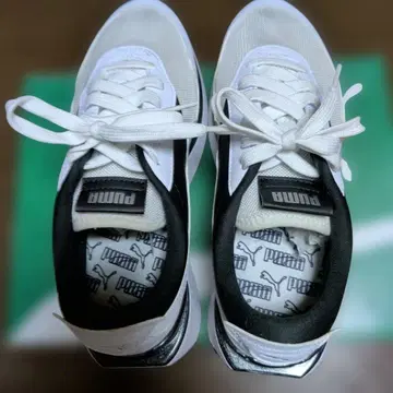 PUMA 스니커즈 화이트/블랙