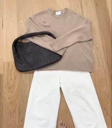 UNITED ARROWS 베이지 크루넥 니트