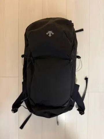 DESCENTE ALLTERRAIN 에어로스트림 백팩