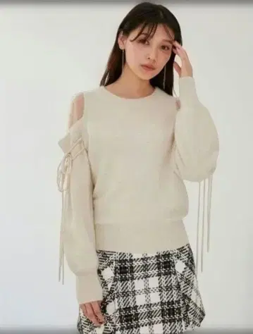 미사용 새상품 SNIDEL (스나이델) 시스루 숄더 니트 풀오버
