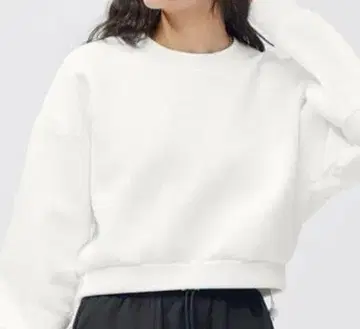 풀오버 화이트