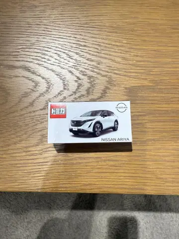토미카 NISSAN ARIYA 미니카