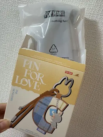 POPMART PIN FOR LOVE [ I ]