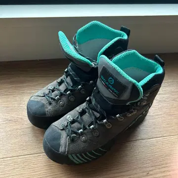 SCARPA 여성용 EU 37 (23.7cm) 리벨레