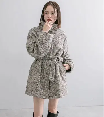mystic 자카드 미들 코트