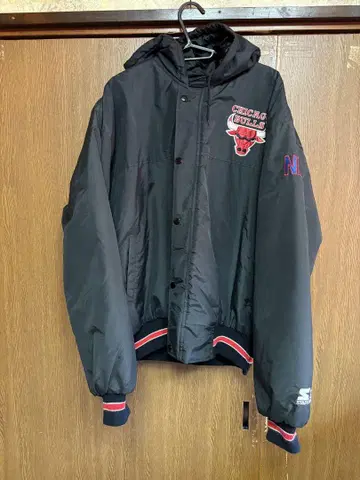 CHICAGO BULLS 후드 부착 바시티 자켓