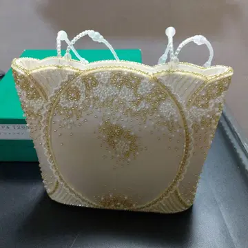 비즈 장식 화이트 골드 파티 백