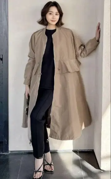 브라운 프릴 코트 허리 조절 가능