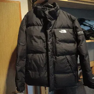 THE NORTH FACE 블랙 다운 자켓