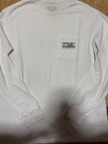 patagonia 포켓 부착 긴팔 티셔츠 XS 화이트