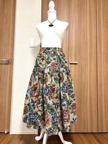 고블랑 직조 부케 패턴 롱 스커트