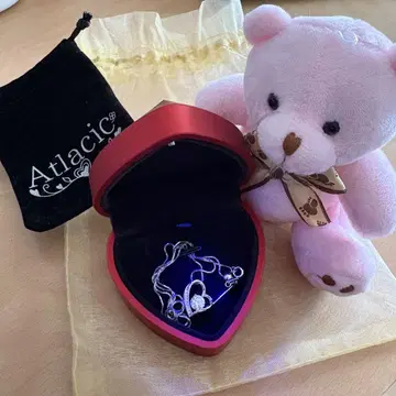 Atlacic 모이사나이트 목걸이