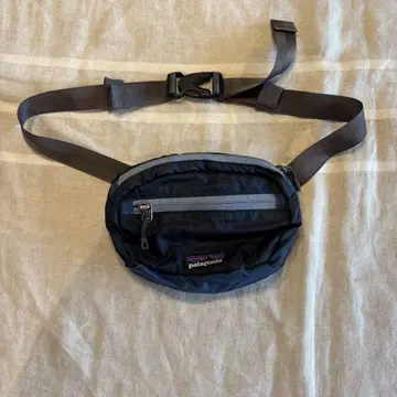 patagonia 바디백 다크 블루