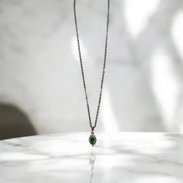 [ 새상품급 ] 타원형 스톤 부착 실버 목걸이 여성용 액세서리