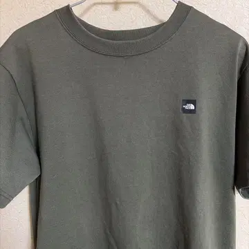 THE NORTH FACE 카키 T셔츠