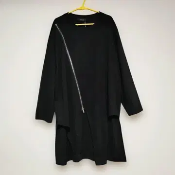새상품 [멜랑주] 비대칭 변형 지퍼 달린 티셔츠 풀오버