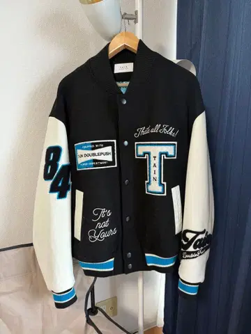 TAIN DOUBLE PUSH 바시티 자켓 블랙/화이트