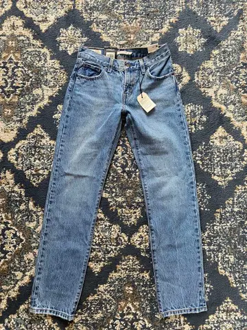 LEVI'S PREMIUM MIDDY STRAIGHT W23/L29