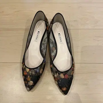 DIANA 꽃무늬 펌프스 25cm