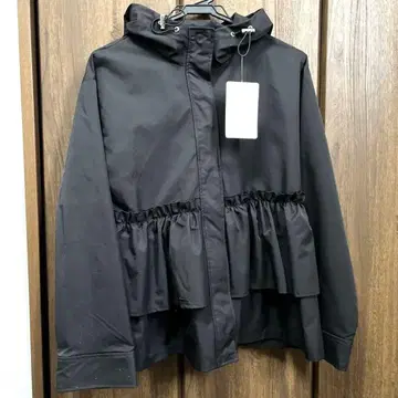 후드 부착 페플럼 마운틴 파카 L 사이즈 블랙