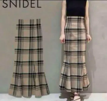 SNIDEL 스나이델 하이웨스트 타이트 헴 플레어 체크 스커트 베이지