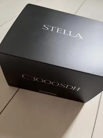 시마노 스텔라 C3000SDH