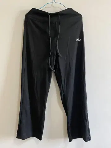 alo yoga 블랙 롱 팬츠