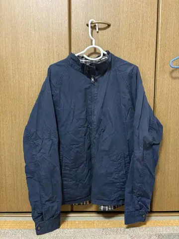TOMMY HILFIGER 네이비 체크 무늬 리버서블 자켓