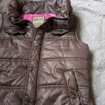 브라운 퀼팅 다운 베스트