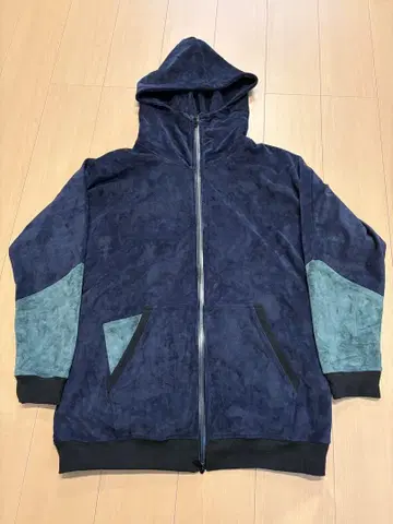 NO ID. 벨로아 절개 집업 후디